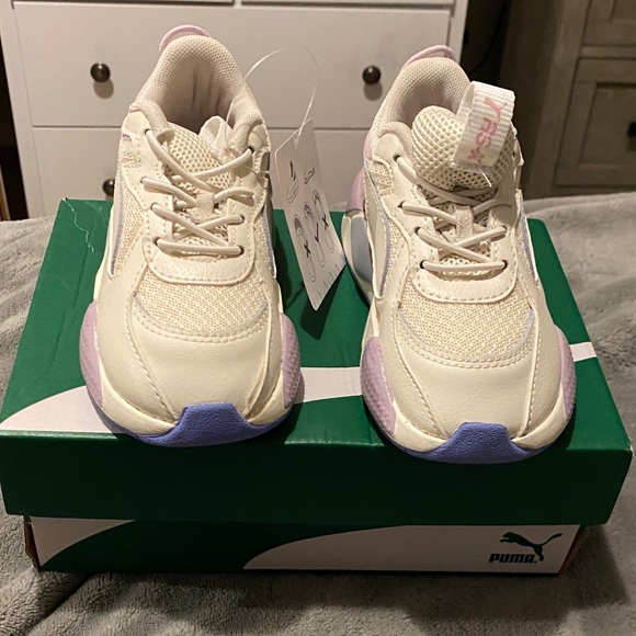 Brand New Puma Kids Cream and Lavender Sneakers - Picture 1 of 5
